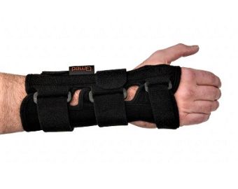 Orteza nadgarstka Qmed MANU UNIVERSAL